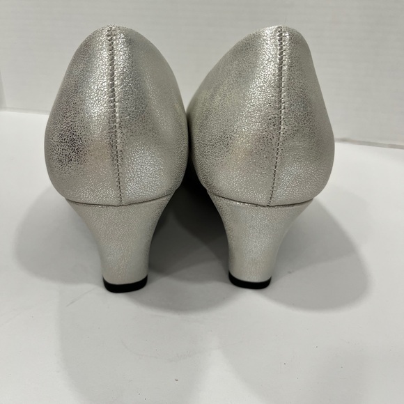 Easy Street‎ Womens Ballari Stiletto Heel Pumps 7M - Picture 3 of 7